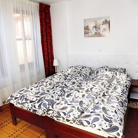 Guest House Isabel Zagreb Exterior photo